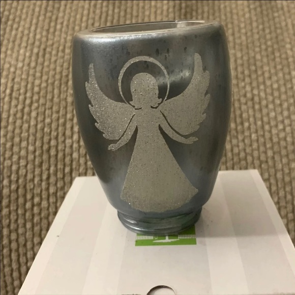 Angelic Plug-in - Picture 3 of 3